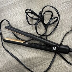 Plugged In 1" Flat Iron Heat master Tourmaline  Ceramic Hair Straightener Black